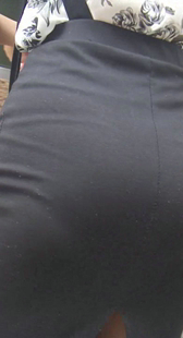 紧身开叉短裙翘PP