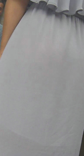 灰色连衣裙小少妇