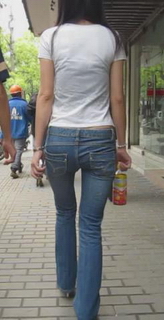 跟拍美女身材好