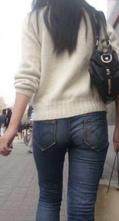 少妇穿得好紧啊