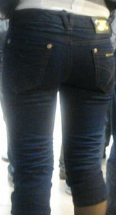 偷拍少妇大屁股