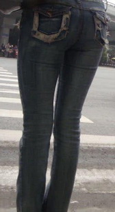 成熟的大屁股少妇