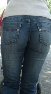 刚生完小孩的屁股