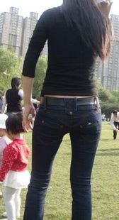 站着身材就已经变形了