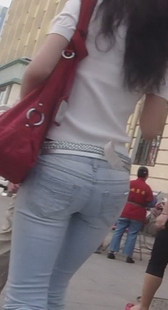 街拍时尚牛仔美女