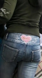 街拍丰满的紧牛少妇