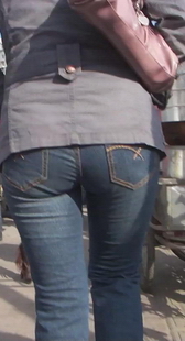 跟拍肥美紧牛少妇，不错哦