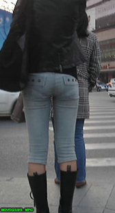 跟拍蓝牛少妇清楚内痕