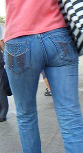 街拍紧身牛仔少妇屁股大口味重