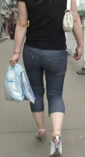 灰牛少妇走路好会扭