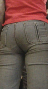 跟拍超市紧身圆臀口味重