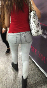 包臀白牛仔长发少妇重口味