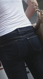 金龙跟拍黑牛紧臀少妇