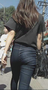 紧身黑牛走路超会扭