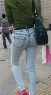 紧身灰臀少妇直路夹好紧