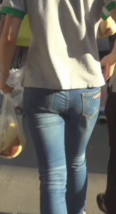 菜市场紧牛小少妇