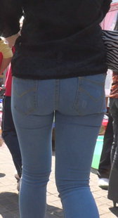 跟拍牛仔小妹妹