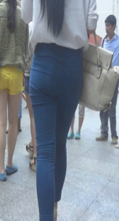 高跟牛仔紧身OL身材好