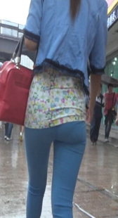 紧身牛仔内痕紧