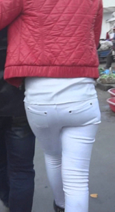 菜市场白牛小少妇