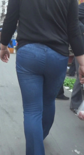 菜市大妈屁股口味重