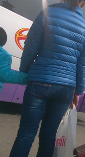 冬天牛仔小少妇