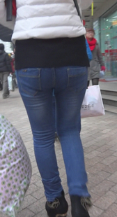 蓝牛高跟小少妇