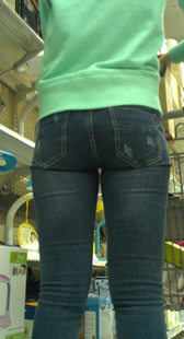 商场高挑大屁股紧身OL