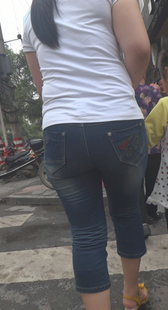 超级重口味宽臀紧牛少妇