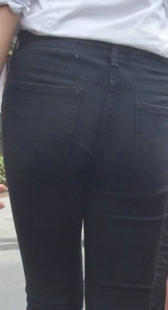 街拍高挑黑牛OL