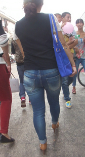 成熟少妇臀就是宽