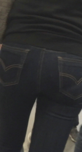 长腿黑牛包臀少妇