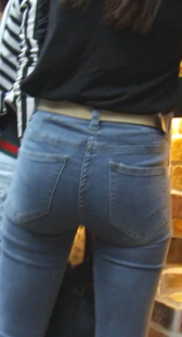 超紧牛仔宽臀少妇