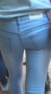 浅白兰牛小少妇