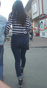 OL腰细屁股大走路扭