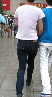 圆臀小妹男友被抽干