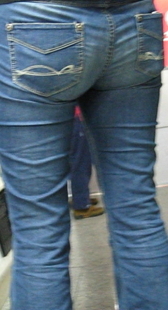 书店深沟蓝紧牛