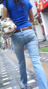 长腿小少妇身材好