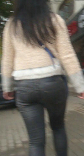 街拍大屁股黑紧牛视频