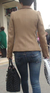 紧身蓝牛成熟少妇