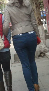 长腿蓝牛成熟少妇