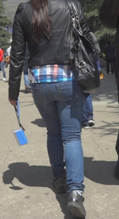 圆臀蓝牛小少妇