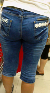 超市重口味牛仔大妈