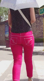 街拍超紧红牛重口味