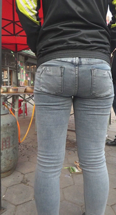 灰紧牛仔很会抖