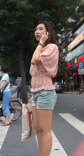 跟拍好清纯的小妹