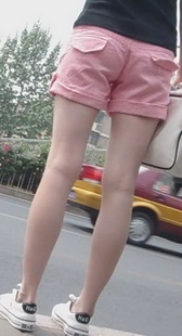 清纯的美腿小妹