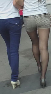 街拍丝袜美女