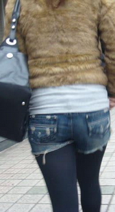 这少妇的屁股紧又大