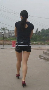 小少妇你别走这么快呀